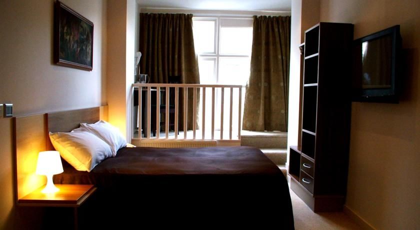 Avni Kensington 3* Londra